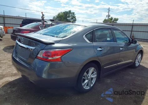 2015 Nissan Altima 2.5/2.5 S/2.5 Sl/2.5 Sv from USA, damaged, VIN 1N4AL3APXFN883227